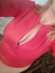 Tina, Pezinok, 42 years