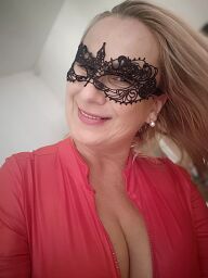 Tina (42), Pezinok