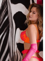 Julia, Bratislava - Staré Mesto, 26 rokov