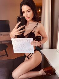 Karolina, Bratislava - Nové Mesto, 26 rokov