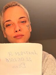 Dina, Bratislava - Staré Mesto, 19 rokov
