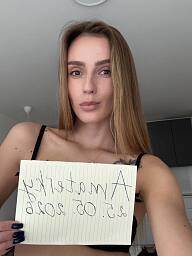 Kristi, Bratislava - Ružinov, 19 rokov