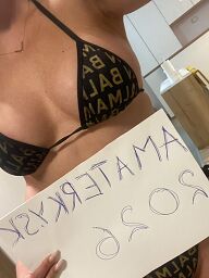 Juiia, Bratislava - Staré Mesto, 27 rokov