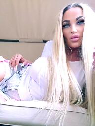 Jully, Malacky, 40 rokov