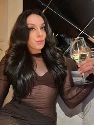 Marian Hot, Bratislava - Staré Mesto, 25 rokov