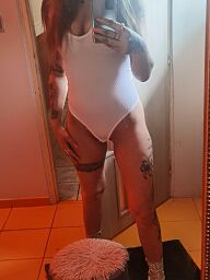 Lenka, Levice, 32 rokov