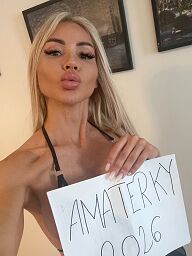 Anna Hot, Bratislava - Staré Mesto, 28 rokov