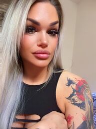 Yvette, Dunajská Streda, 32 rokov