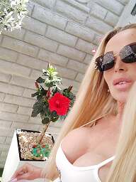 Jully, Malacky, 40 rokov