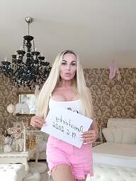 Jully, Malacky, 40 rokov