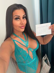 Jasmine, Šaľa, 23 rokov