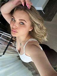 Alisa, Bratislava - Stare Mesto, 19 years