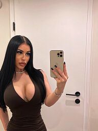 Cynthia, Banská Bystrica, 23 rokov