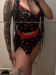 Laura, Bratislava - Ruzinov, 23 years