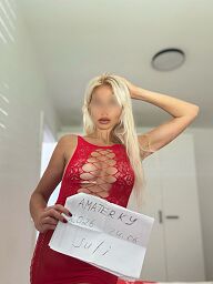 Julia, Bratislava - Karlova Ves, 32 rokov