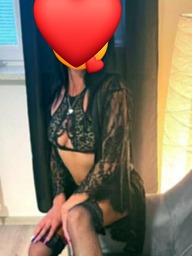 GFE Lucie (27), Martin, ID:33443