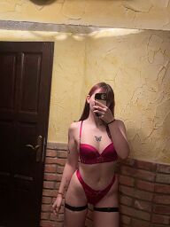 Niky Escort, Bratislava - Nové Mesto, 22 rokov