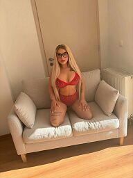 Isabella, Dunajská Streda, 24 rokov