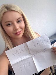 Elly, Trnava, 19 rokov