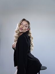 Barbie, Bratislava - Ružinov, 23 rokov