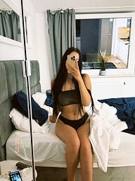 Karina, Bratislava - Nové Mesto, 20 rokov