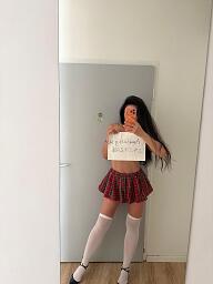 Tina, Bratislava - Karlova Ves, 27 rokov