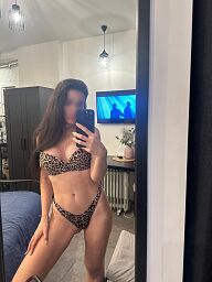 Tina, Bratislava - Karlova Ves, 27 rokov