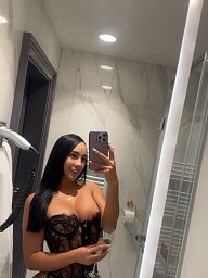 Melany (25), Martin, ID:30175