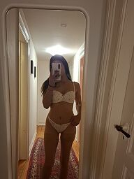 Melinda, Bratislava - Nové Mesto, 24 rokov