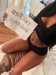 Laura Charlotte, Bratislava - Staré Mesto, 25 rokov