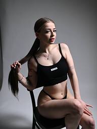 Dana, Bratislava - Staré Mesto, 19 rokov