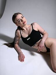 Dana, Bratislava - Staré Mesto, 19 rokov