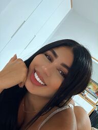 Emily, Bratislava - Staré Mesto, 23 rokov