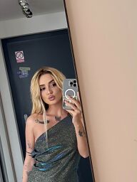 Kyra, Bratislava - Nove Mesto, 22 years