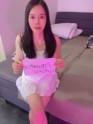 Xinxin, Banska Bystrica, 26 years