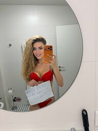 Kate, Bratislava - Karlova Ves, 24 rokov