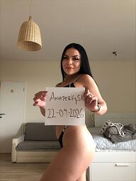 Dominika, Bratislava - Ružinov, 22 rokov