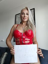 Zlata, Bratislava - Staré Mesto, 27 rokov