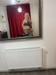 Foxynka, Šaľa, 40 rokov