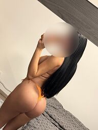 Kendall, Nitra, 24 rokov