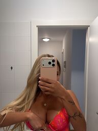 Jessi, Bratislava - Staré Mesto, 20 rokov
