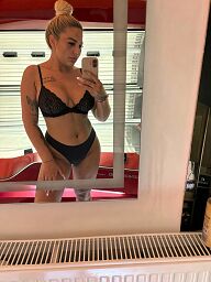 Isabella (24), Komarno, ID:30141