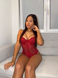 Camila, Bratislava - Petrzalka, 18 years