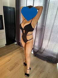 Alexandra, Nitra, 32 rokov