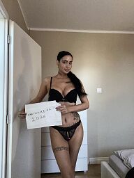 Lia, Komárno, 28 rokov