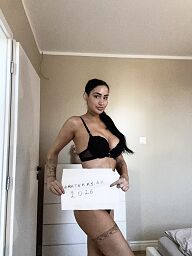 Lia, Komárno, 28 rokov