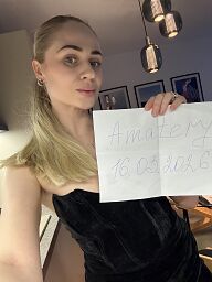 Angie Love, Bratislava - Ružinov, 26 rokov