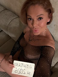 Lilit, Bratislava - Staré Mesto, 33 rokov