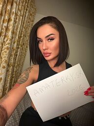 Liza, Bratislava - Nove Mesto, 29 years