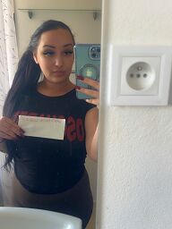 Alexandra, Nitra, 23 rokov